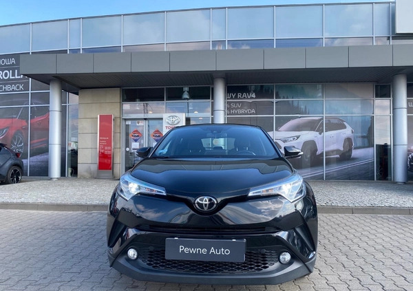 Toyota C-HR cena 74900 przebieg: 104889, rok produkcji 2018 z Kalisz małe 596